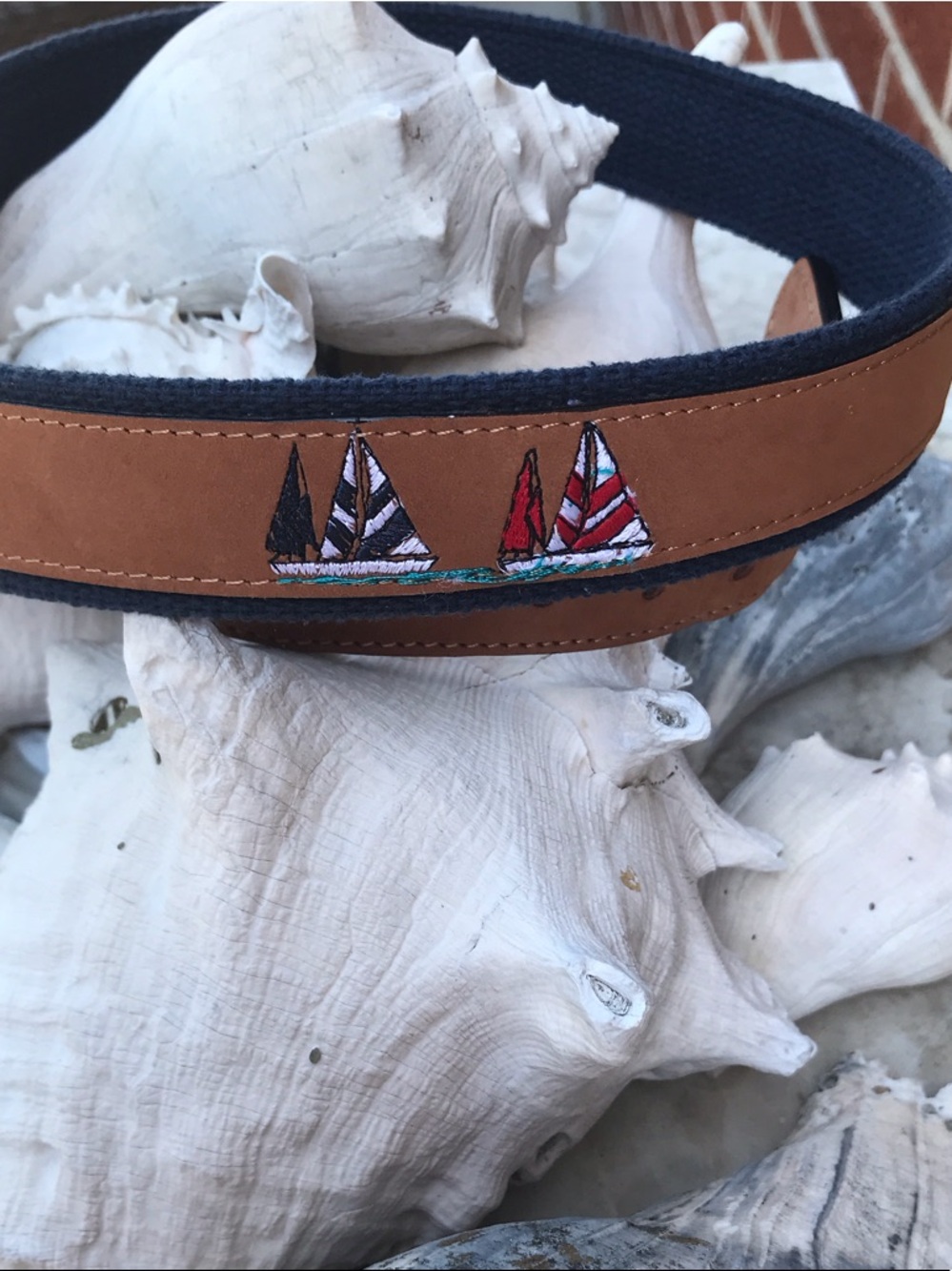 West Marine Tan Leather Belt with Embroidered Sailboats Size 34 - Picture 4 of 13
